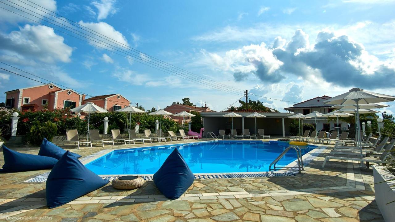 Seaside Suites Kavos Luaran gambar