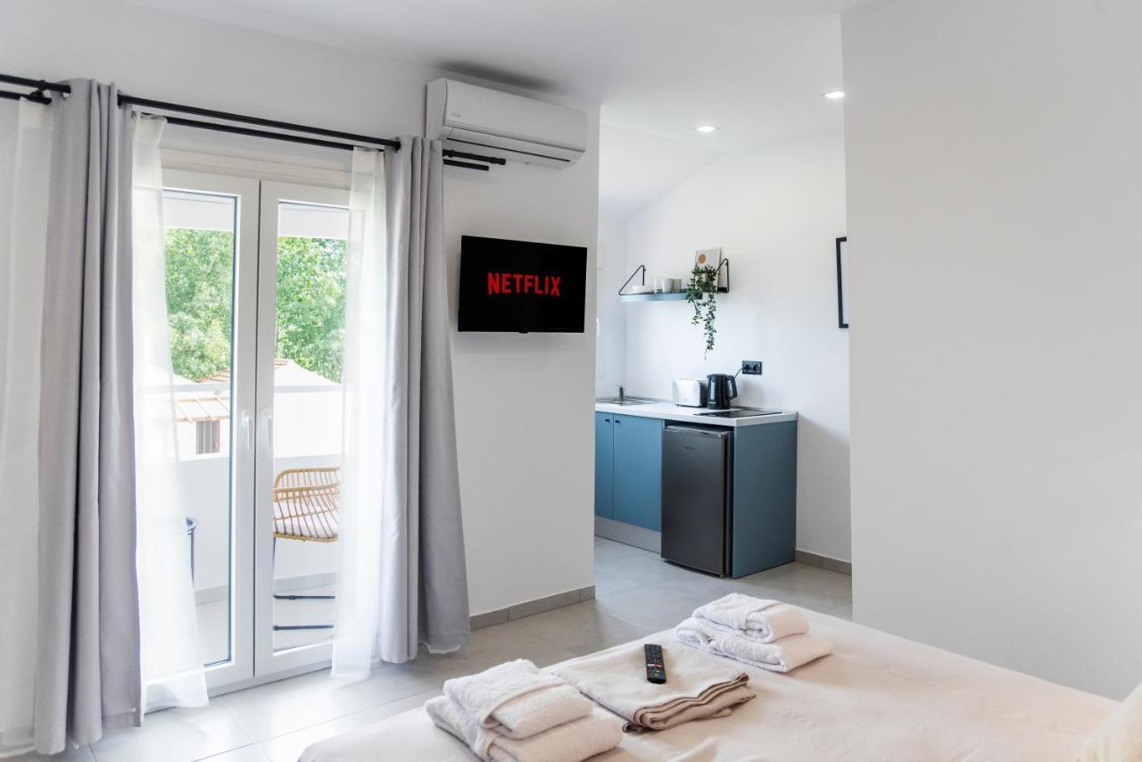 Seaside Suites Kavos Luaran gambar